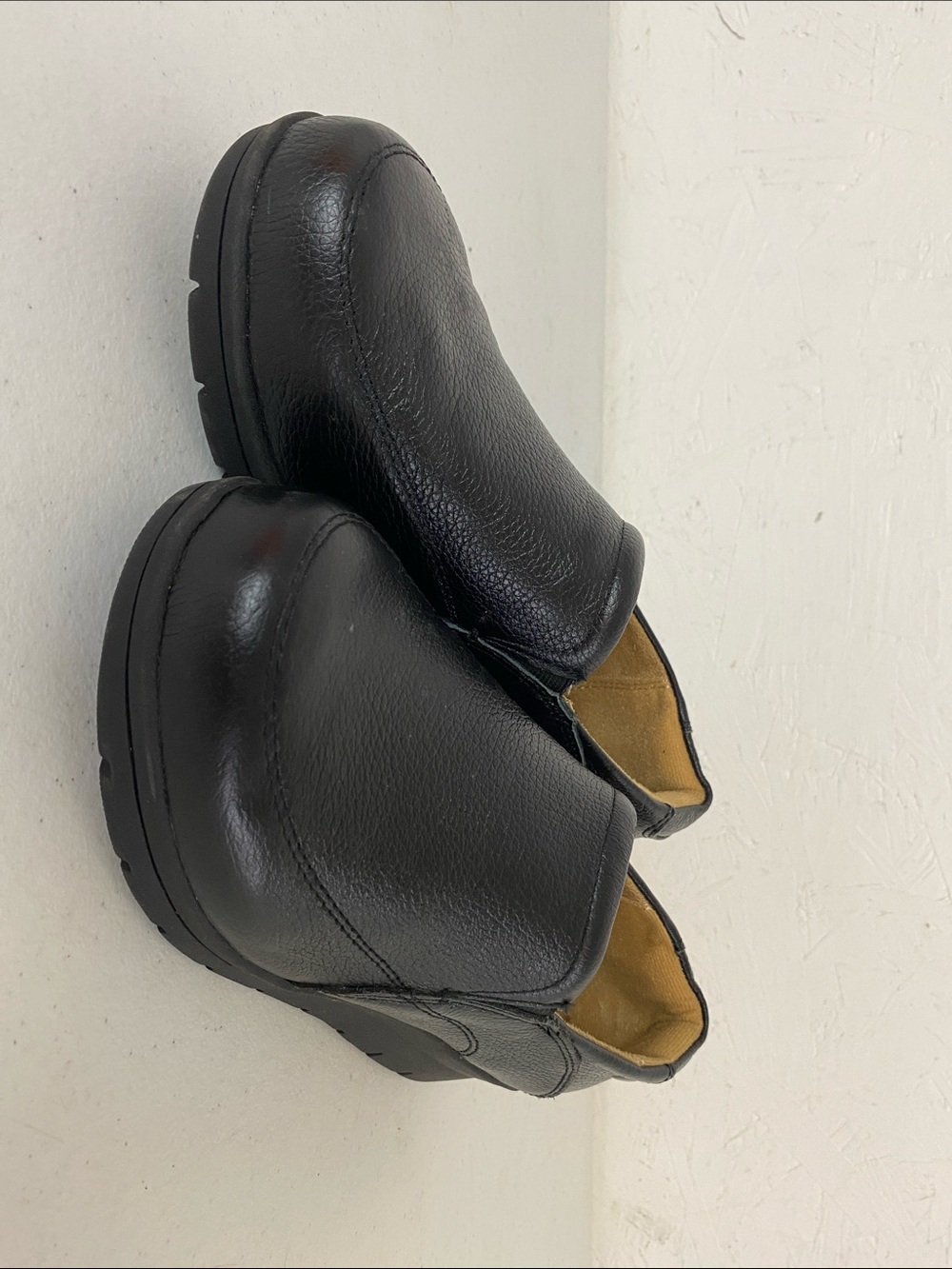 Men's Black Slip-On Work Shoes size 7 women’s